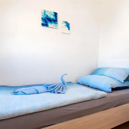 Blue Swan - - - Netflix * Pirovac